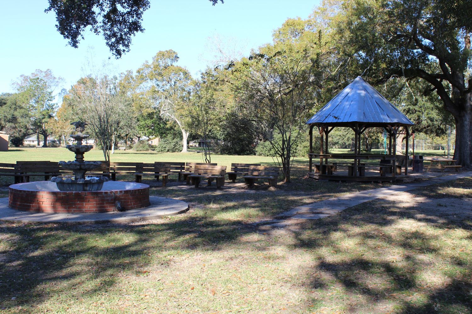 The fountain and gazebo under the oaks